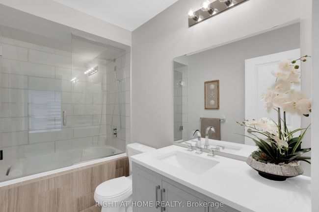 154 Anchusa Dr, House attached with 4 bedrooms, 4 bathrooms and 3 parking in Richmond Hill ON | Image 27