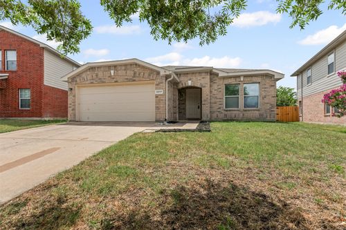 13717 Canyon Ranch Rd, Roanoke, TX, 76262-4575 | Card Image