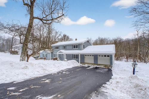 2213 Van Cortlandt Cir, Yorktown Heights, NY, 10598-4222 | Card Image