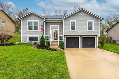 1204 Graystone Drive, House other with 3 bedrooms, 2 bathrooms and null parking in Grain Valley MO | Image 1