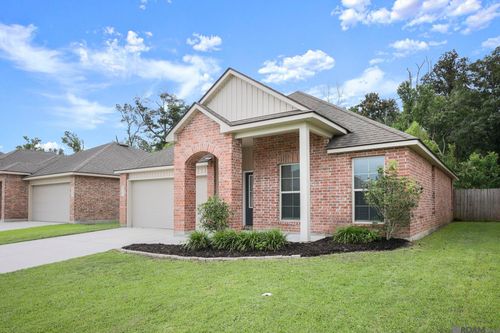8278 Fairlane Dr, Denham Springs, LA, 70726-2020 | Card Image