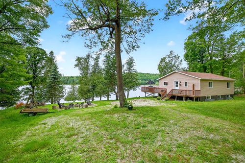 66 Ch Du Lac-À-L'Île, Gracefield, QC, J0X1W0 | Card Image