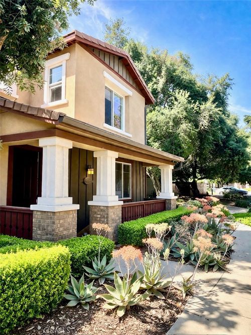 1946 Canopy Ln, La Verne, CA, 91750-3514 | Card Image