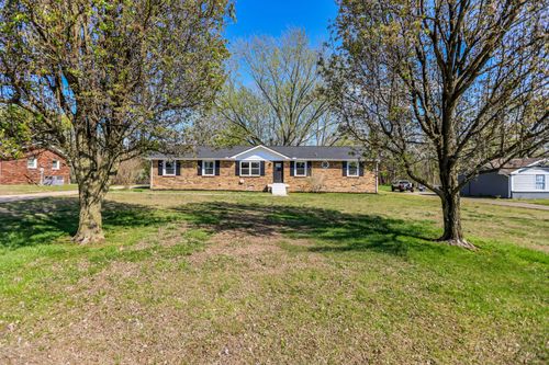 4019 Highland Dr, Greenbrier, TN, 37073-4772 | Card Image