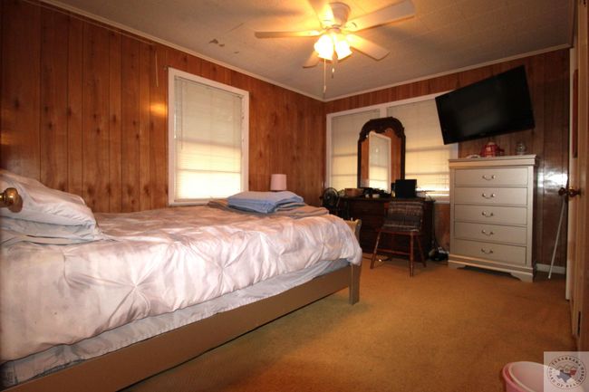 400 Main St, House other with 3 bedrooms, 1 bathrooms and null parking in Hooks TX | Image 18