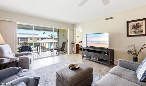 a205-401 Charlemagne Blvd, NAPLES, FL, 34112-7091 | Card Image