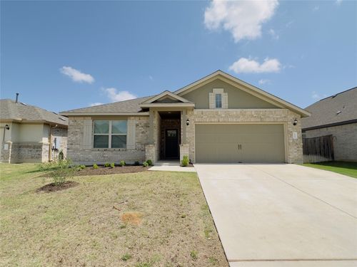132 Periwinkle Ln, Bastrop, TX, 78602-2237 | Card Image