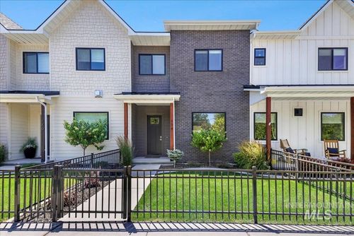 174 4th Ave E, Twin Falls, ID, 83301-6311 | Card Image