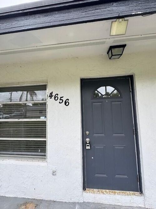 4656-4654 Schall Road, West Palm Beach, FL, 33417 | Card Image