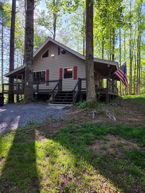 146 Holly Cir, Suches, GA, 30572-3802 | Card Image