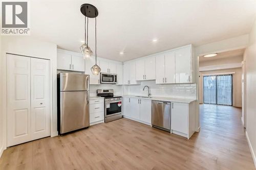 1515 Falconridge Dr Ne, Calgary, AB, T3J1L8 | Card Image