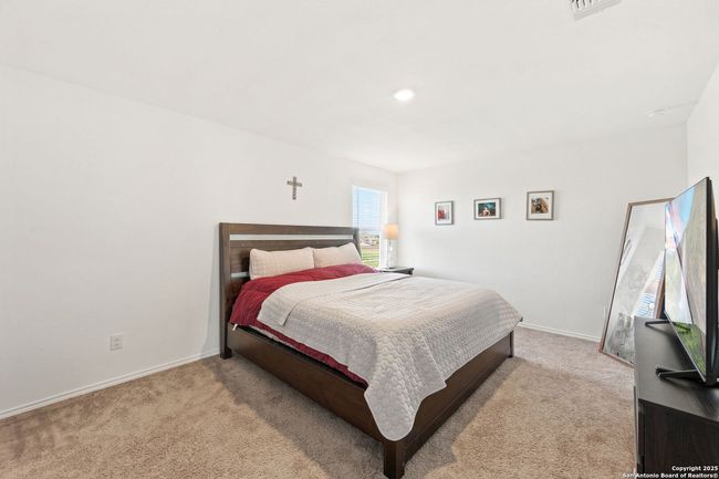 10707 Sweepback Trail, House other with 4 bedrooms, 3 bathrooms and null parking in Converse TX | Image 6