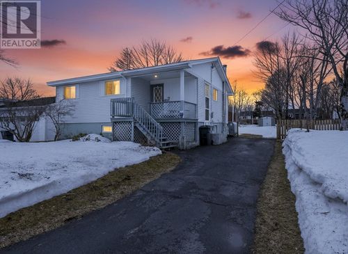 24 Firgreen Avenue, Mount Pearl, NL, A1N1T7 | Card Image