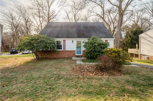 201 Kenney Dr, Sewickley, PA, 15143-8716 | Card Image