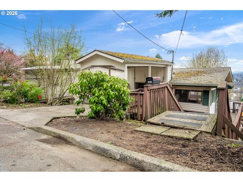 7040 Sw Brier Pl, Portland, OR, 97219-2260 | Card Image