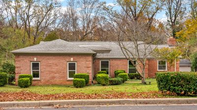 247 Cherokee Trl, House other with 3 bedrooms, 2 bathrooms and 2 parking in Clarksville TN | Image 2