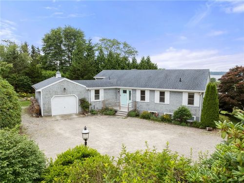 55 W Main Rd, Little Compton, RI, 02837 | Card Image