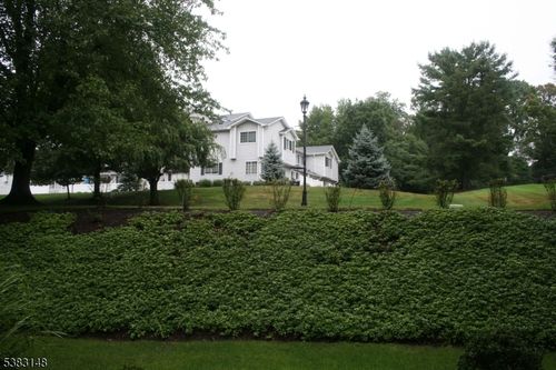 26 Tory Ct, Bedminster, NJ, 07921-1818 | Card Image