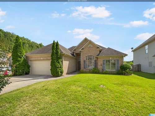 2001 Forest Lakes Ln, STERRETT, AL, 35147-8154 | Card Image