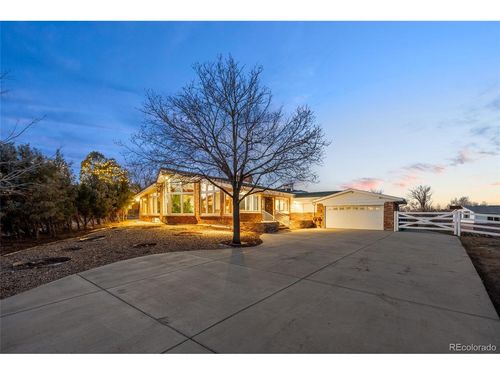 8280 Queen St, Arvada, CO, 80005-2052 | Card Image