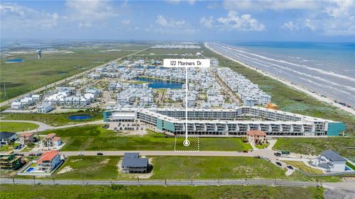 122 Mariners Dr, Port Aransas, TX, 78373-2249 | Card Image