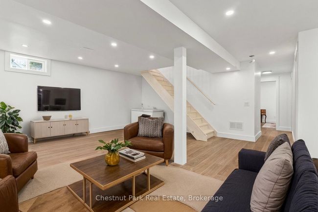 179 Rowanwood Rd, House other with 3 bedrooms, 3 bathrooms and 10 parking in Utterson ON | Image 29