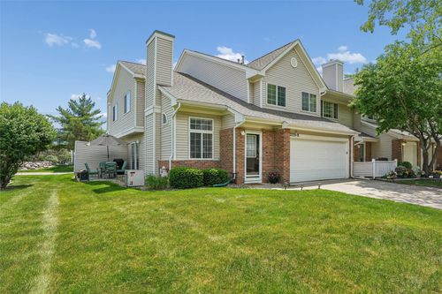 8-2235 Grand Ave, West Des Moines, IA, 50265-5639 | Card Image
