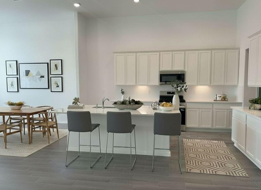 Residential in Iowa Colony 5