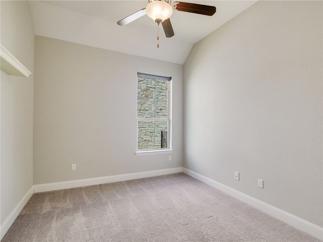 305 Maxwell Way, House other with 4 bedrooms, 3 bathrooms and 4 parking in Austin TX | Image 11