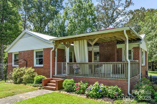 1215 Upper Brush Creek Rd, Fairview, NC, 28730-9207 | Card Image
