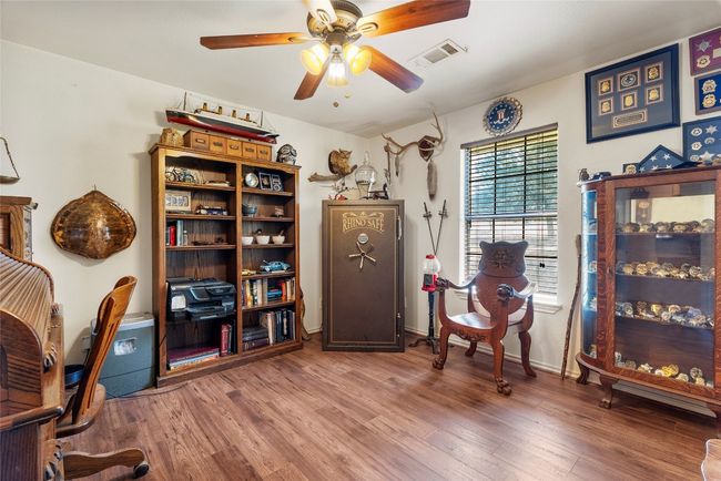 491 Herron Trl, Home with 3 bedrooms, 2 bathrooms and 8 parking in McDade TX | Image 20