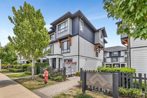 9-19704 55a Ave, Langley, BC, V3A0L2 | Card Image