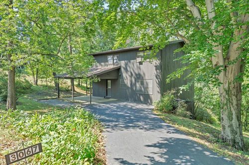 3067 Green Hill Dr, Salem, VA, 24153 | Card Image