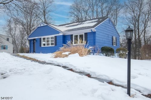 47 Main St, Peapack, NJ, 07977-9801 | Card Image