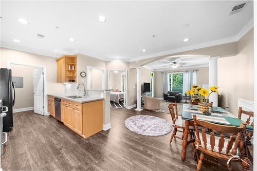 2103-2103 Stratford Cmns, Decatur, GA, 30033-7447 | Card Image