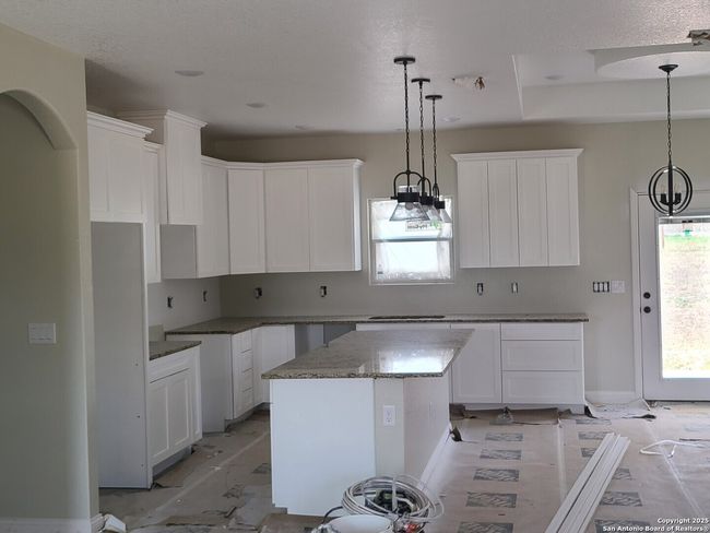 52 Peach Tree Ave, House other with 3 bedrooms, 2 bathrooms and null parking in Poteet TX | Image 9