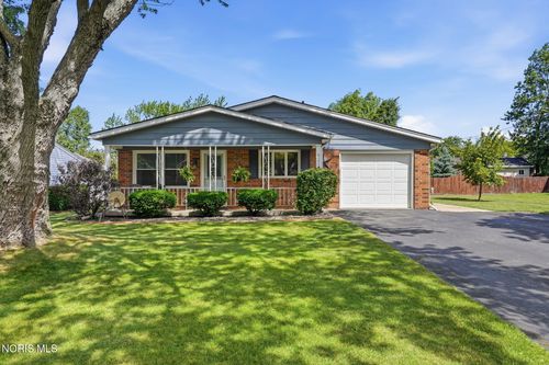 522 Charles Ave, Findlay, OH, 45840-4551 | Card Image
