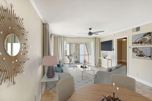 402-3040 Ne 16th Ave, Oakland Park, FL, 33334-5207 | Card Image