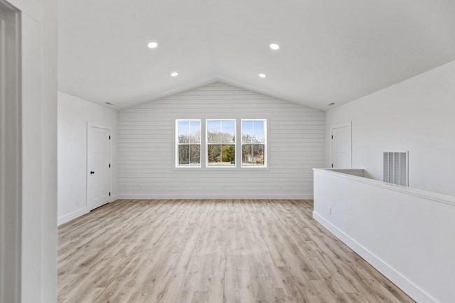 1807 Three Island Rd, Home with 3 bedrooms, 3 bathrooms and 5 parking in Walling TN | Image 16