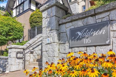 301 - 116 W 23rd St, Condo with 2 bedrooms, 1 bathrooms and 1 parking in North Vancouver BC | Image 1