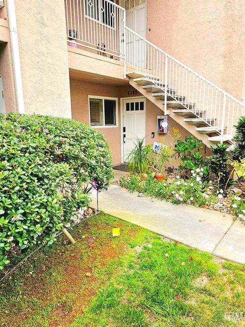 unit-6101-10026 Maya Linda Rd, San Diego, CA, 92126-4163 | Card Image
