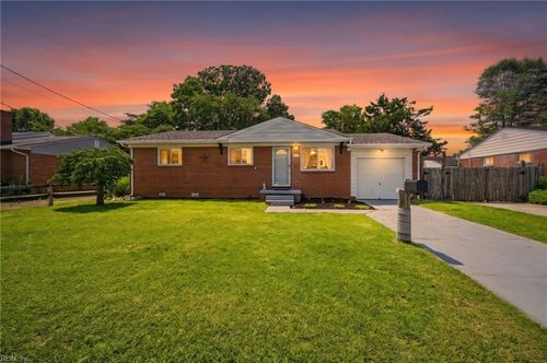 8125 Ferncliff Road, Norfolk, VA, 23518 | Card Image