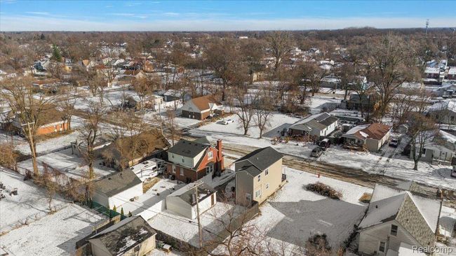 20817 Parkside Blvd, House other with 2 bedrooms, 2 bathrooms and null parking in Ferndale MI | Image 32