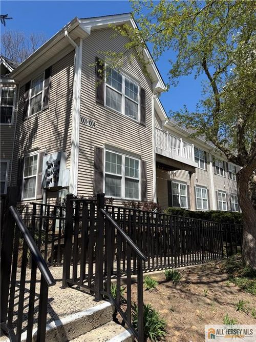 1-1001 Cypress Ln, East Brunswick, NJ, 08816-5253 | Card Image