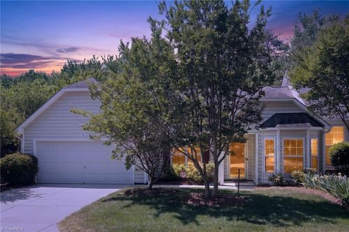 16 Mansfield Cir, Greensboro, NC, 27455-2485 | Card Image