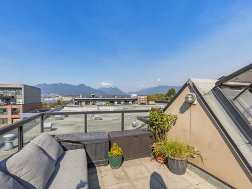 ph20-2150 E Hastings St, Vancouver, BC, V5L0A5 | Card Image
