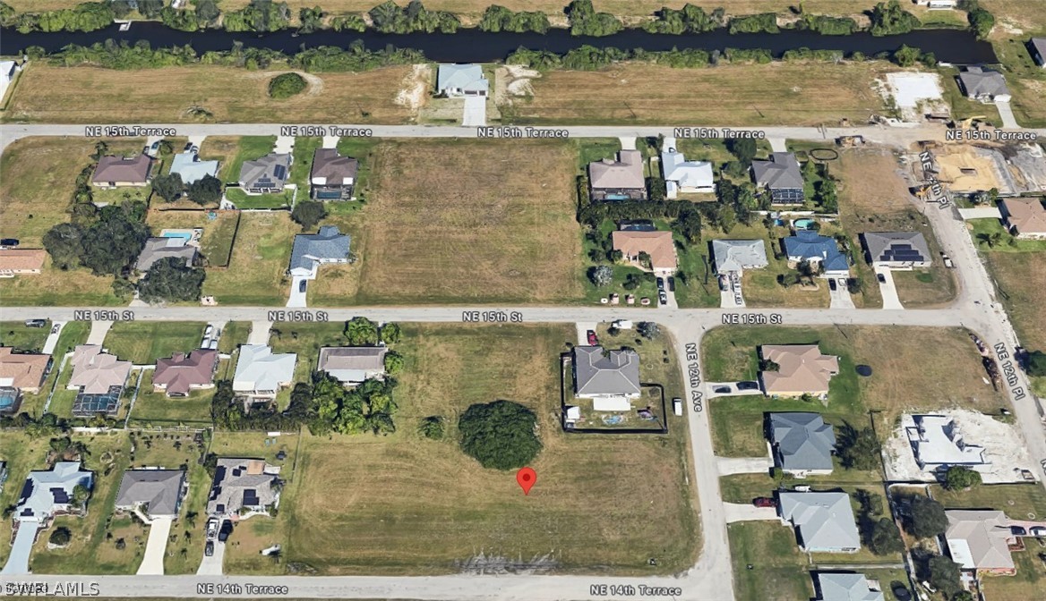 Land in Cape Coral