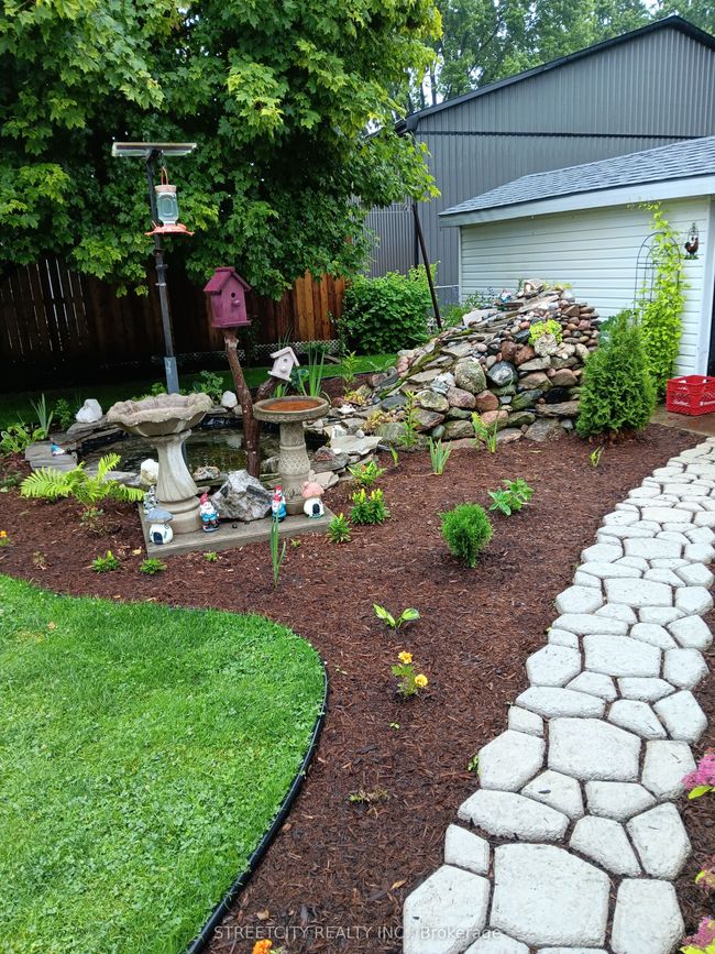 156 Maple St, House other with 2 bedrooms, 1 bathrooms and 4 parking in West Elgin ON | Image 5