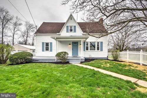 1965 Greenbriar Rd, York, PA, 17404-9126 | Card Image