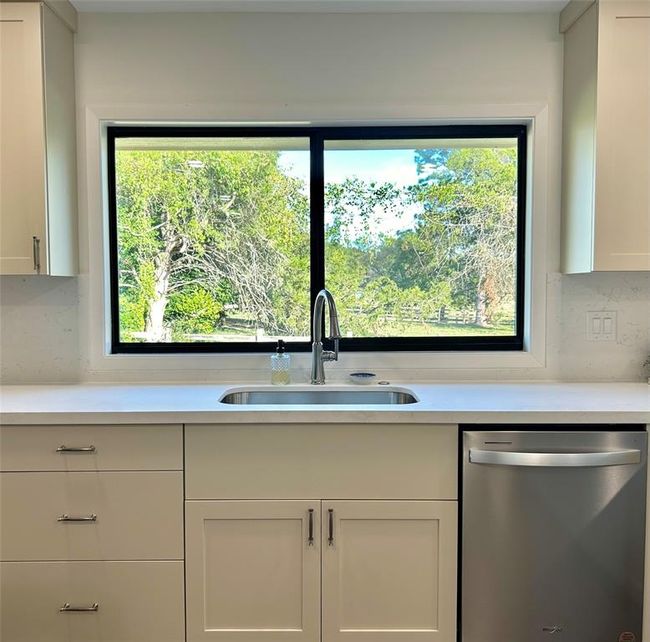 Enjoy the view while working in the kitchen | Image 9